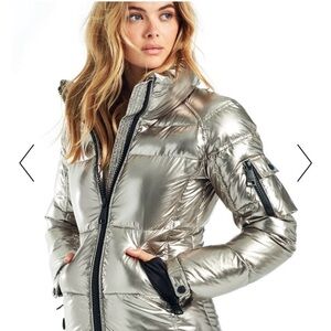 SAM. Women’s Freestyle, Shaped Down Puffer jacket. Gunmetal. Large/Med.